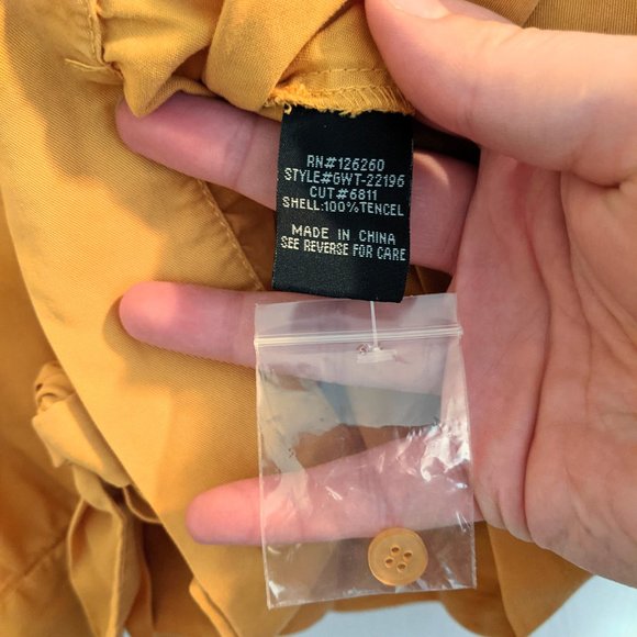 VELVET HEART ✨ NWT Mustard Long Sleeve Wrap Top - Picture 8 of 9